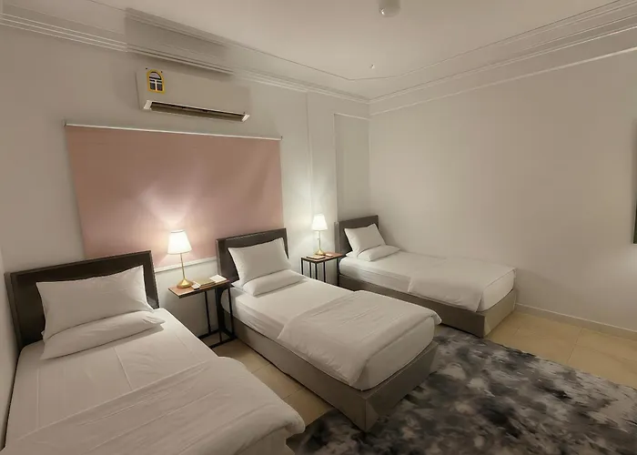 بيت الراية Raya House